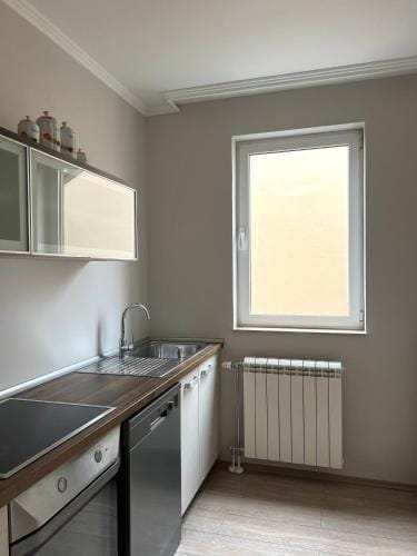 Apart Mi Hotel in Novi Sad