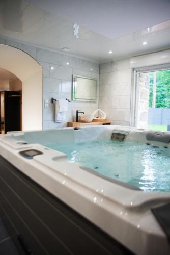 La secrete room Hotel in Normandy