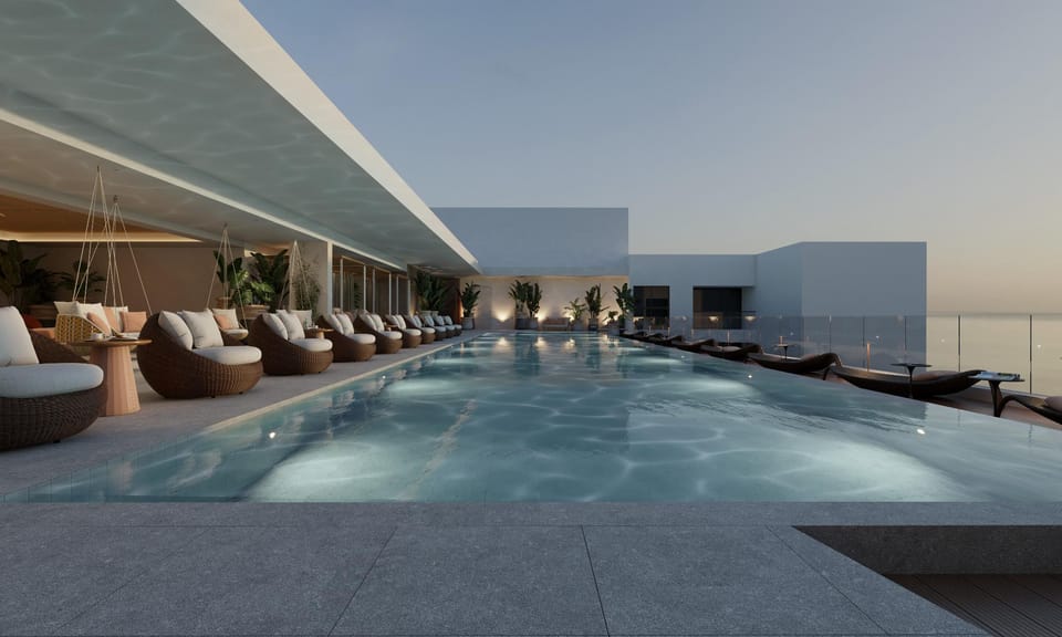 Swimming pool