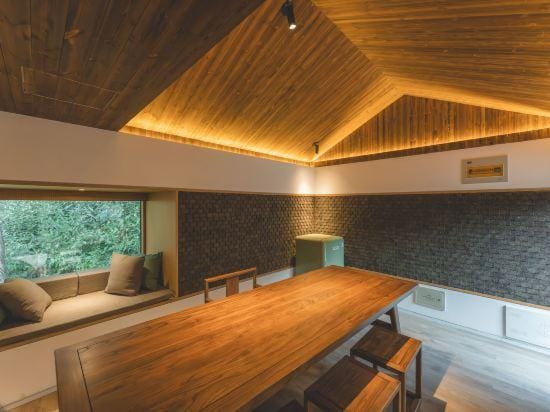 DEEP WOODS AND SLENDER BAMBOOS Hotel in Zhejiang
