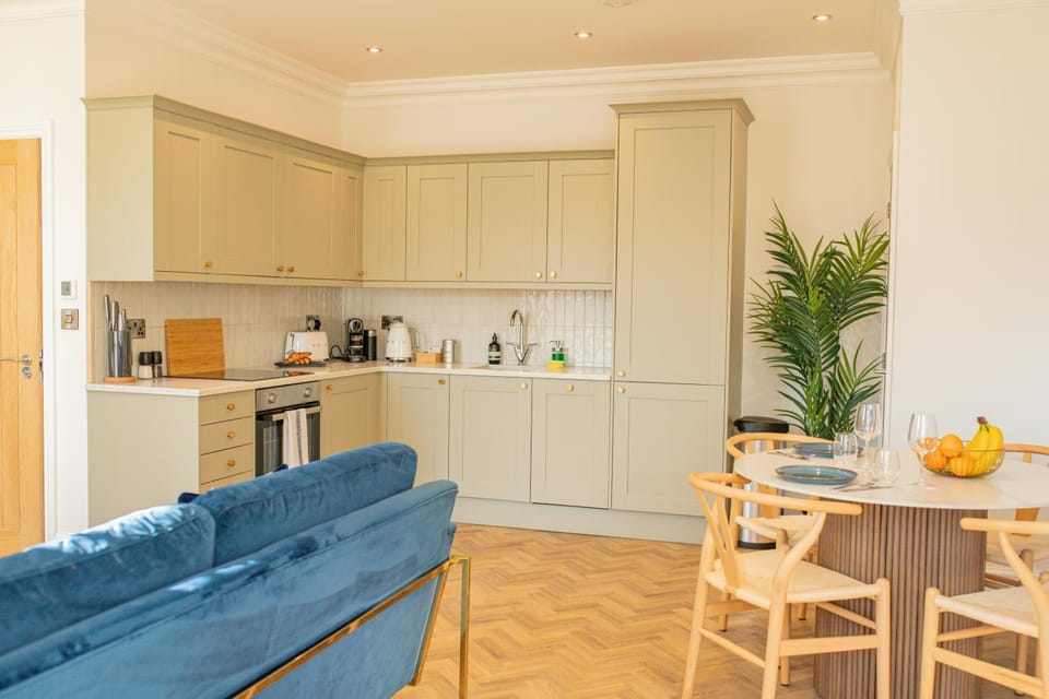 Charles Hope Salisbury Centre Apartment hotel in Salisbury