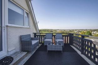 High Deck - 1 Bedroom Apartment - Saundersfoot Hotel in Saundersfoot