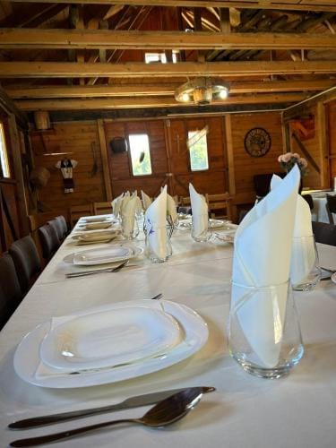 Sportsko rekreativni centar Makljen Hostel in Federation of Bosnia and Herzegovina