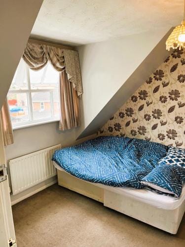 Piccadilly Rooms near City Centre Hotel in Metropolitan Borough of Solihull