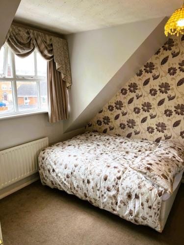 Piccadilly Rooms near City Centre Hotel in Metropolitan Borough of Solihull
