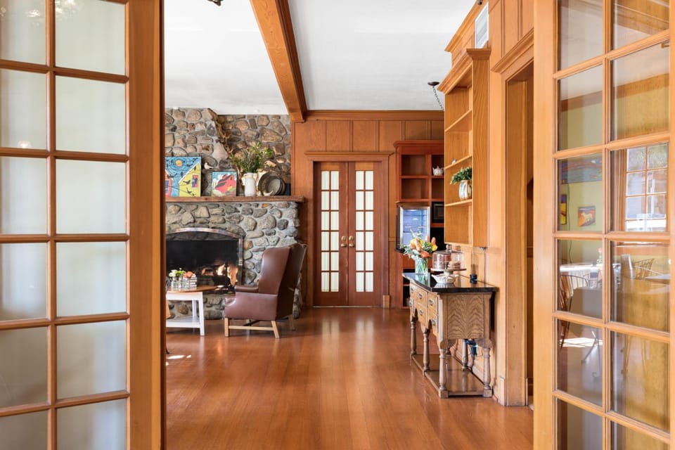 The La Conner Inn Hotel in La Conner