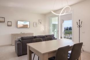 Apartment Ginestra Gialla With Pool Hotel in Colà