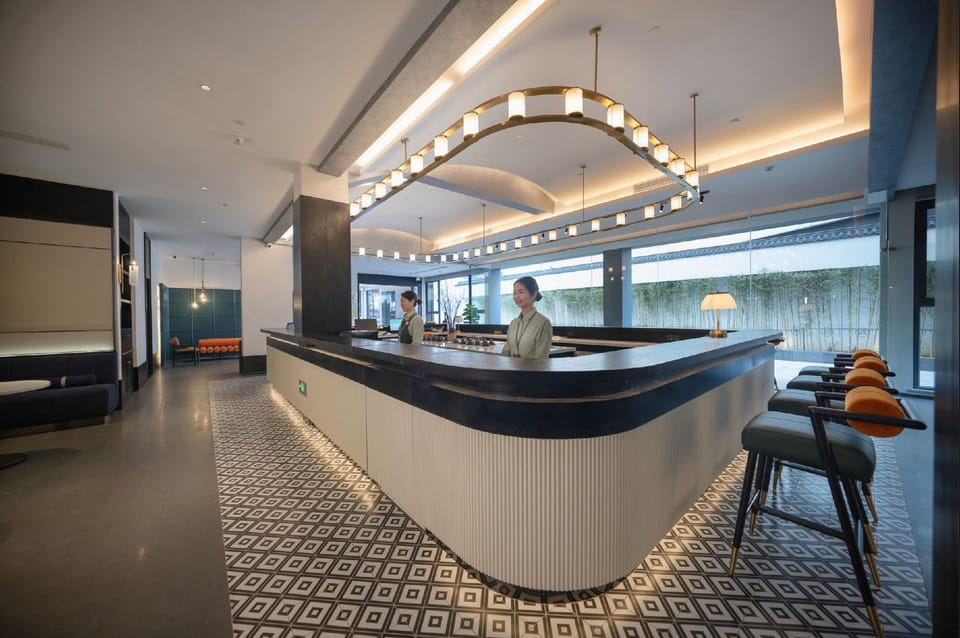 Shaoxing Xianheng New Youth Hotel (Lu Xun's Former Residence, Hometown of the Calligrapher) Hotel in Hangzhou