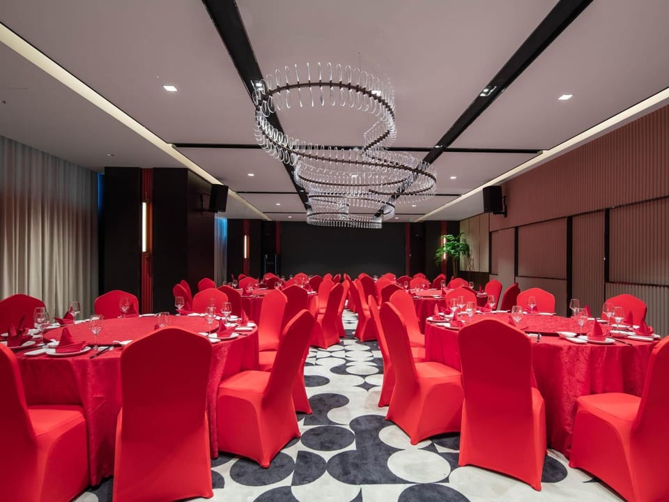 Radisson Red Hotel Haining Hotel in Hangzhou