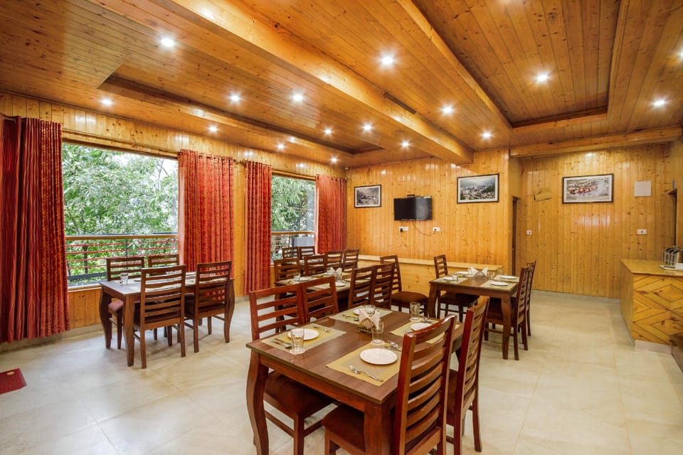 Hotel Cherry Manali Hotel in Manali