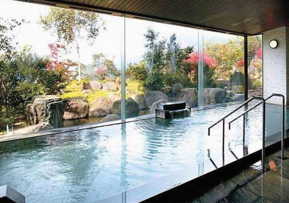 Sasakura Onsen Hotel in Japan
