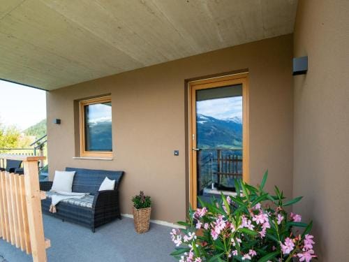 Apartment in Distelberg near Ski Slopes Hotel in Tyrol