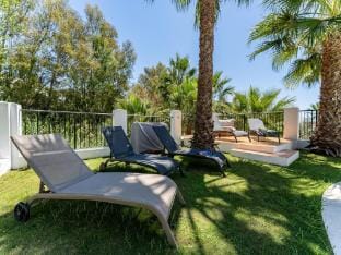 Faros Villa Horizonte near seabeach Hotel in Benalmadena