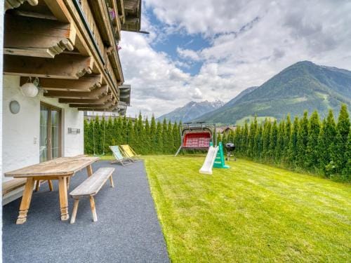 Chalet in Neukirchen with Mountain Views Hotel in Salzburgerland