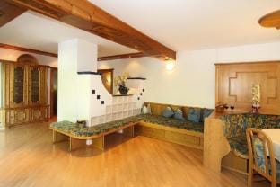 Apartment in Muhltal near Wilder Kaiser Ski Area Hotel in Salzburgerland
