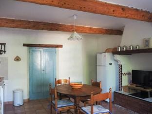 Sunny Provence Home with Terrace Hotel in Provence-Alpes-Côte d'Azur