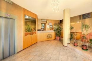 Apartment by Lake Maggiore with Boat Dock Hotel in Baveno