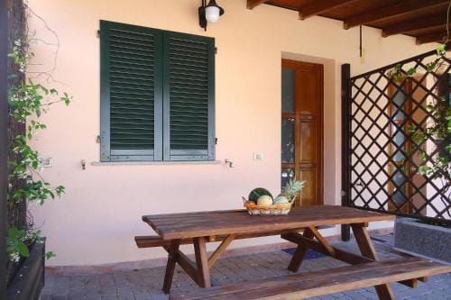 Apartment in Vinci with Pool  Wellness Hotel in Emilia-Romagna