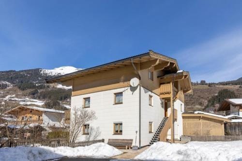 Apartment in Wald near Krimml Waterfalls Hotel in Salzburgerland