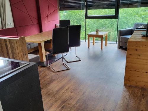 Apartment in Hohe Tauern with Mountain Views Hotel in Salzburgerland