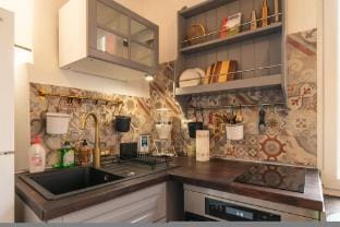 Aperol in Iseo with 1 bedrooms and 1 bathrooms Hotel in Iseo