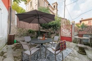 Aperol in Iseo with 1 bedrooms and 1 bathrooms Hotel in Iseo
