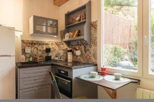 Aperol in Iseo with 1 bedrooms and 1 bathrooms Hotel in Iseo