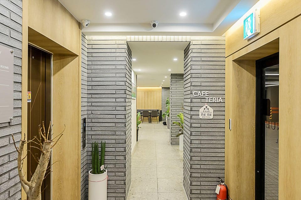 Mokpo H-Avenue Hotel Peace Square Hotel in South Korea