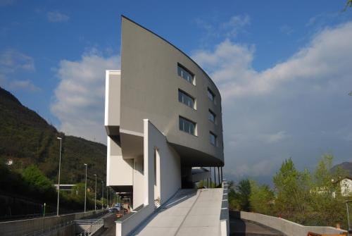Die Bucherstube im living Kampill Hotel in Bolzano