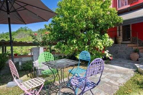 Alchimista bb Borgo Marciano Hotel in Province of Massa and Carrara
