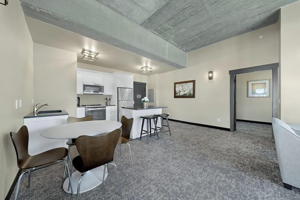 The Suites at Prairie Falls Hotel in Post Falls