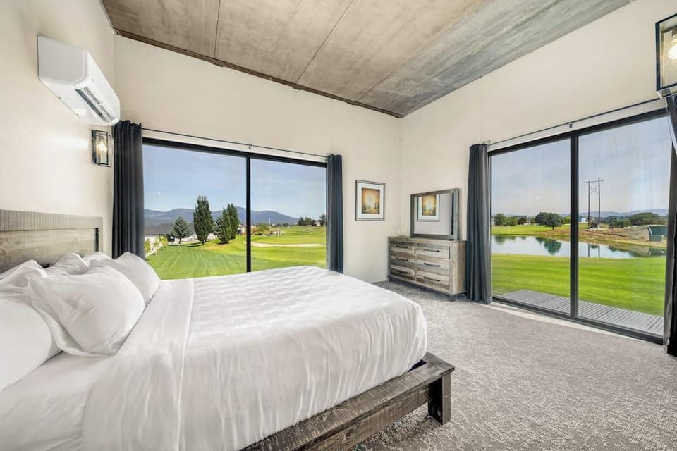 The Suites at Prairie Falls Hotel in Post Falls