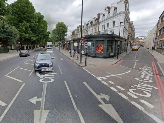 2 Bedroom Flat close to Angel station and Regent Canal Hotel in London Borough of Islington