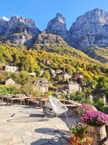 Ikojenia Traditional Lodge Hostel in North Macedonia