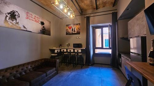 vatican street art Hotel in Rome