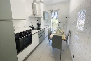 House of Sun, beach 400m + free parking, Albenga Hotel in Albenga