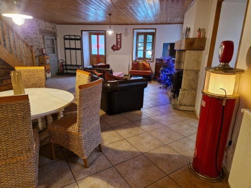 Chateau de la Reynerie Hotel in Auvergne-Rhône-Alpes