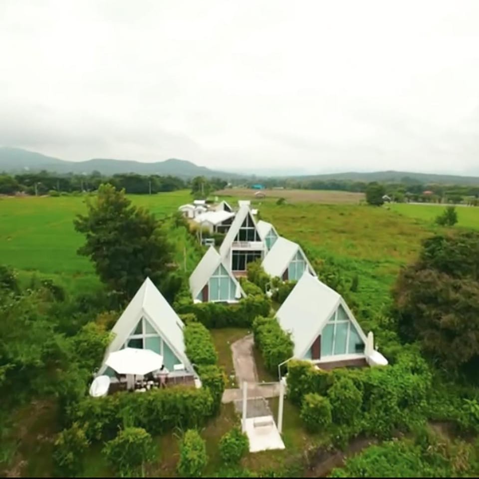 Paradise Resort & Cafe Resort in Thailand