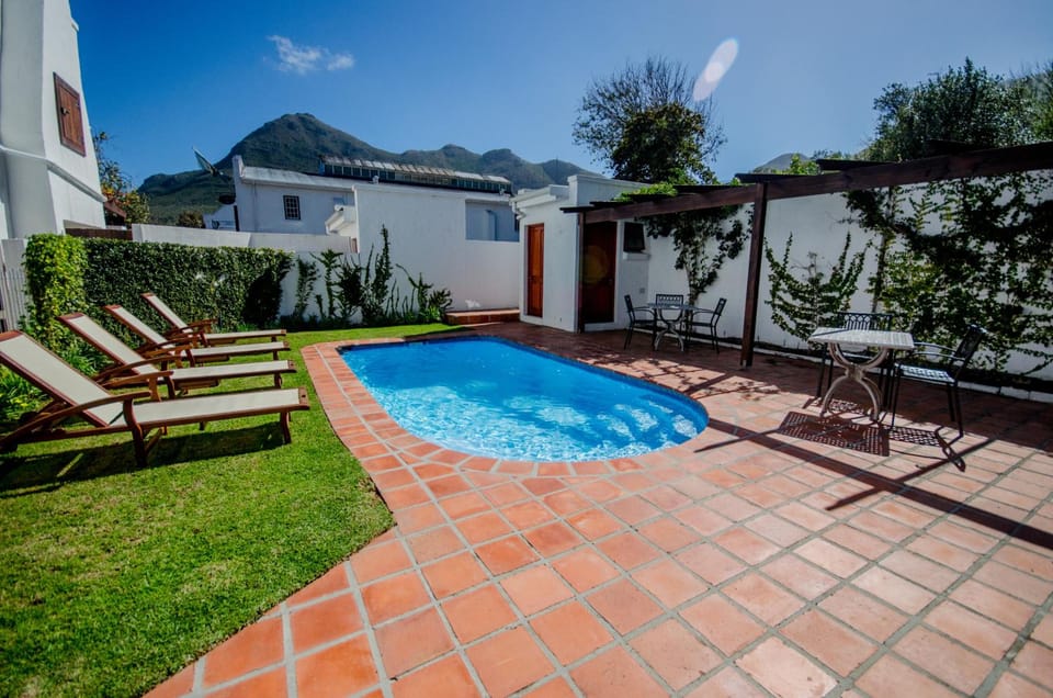 Noordhoek Village Hotel Hotel in Cape Town