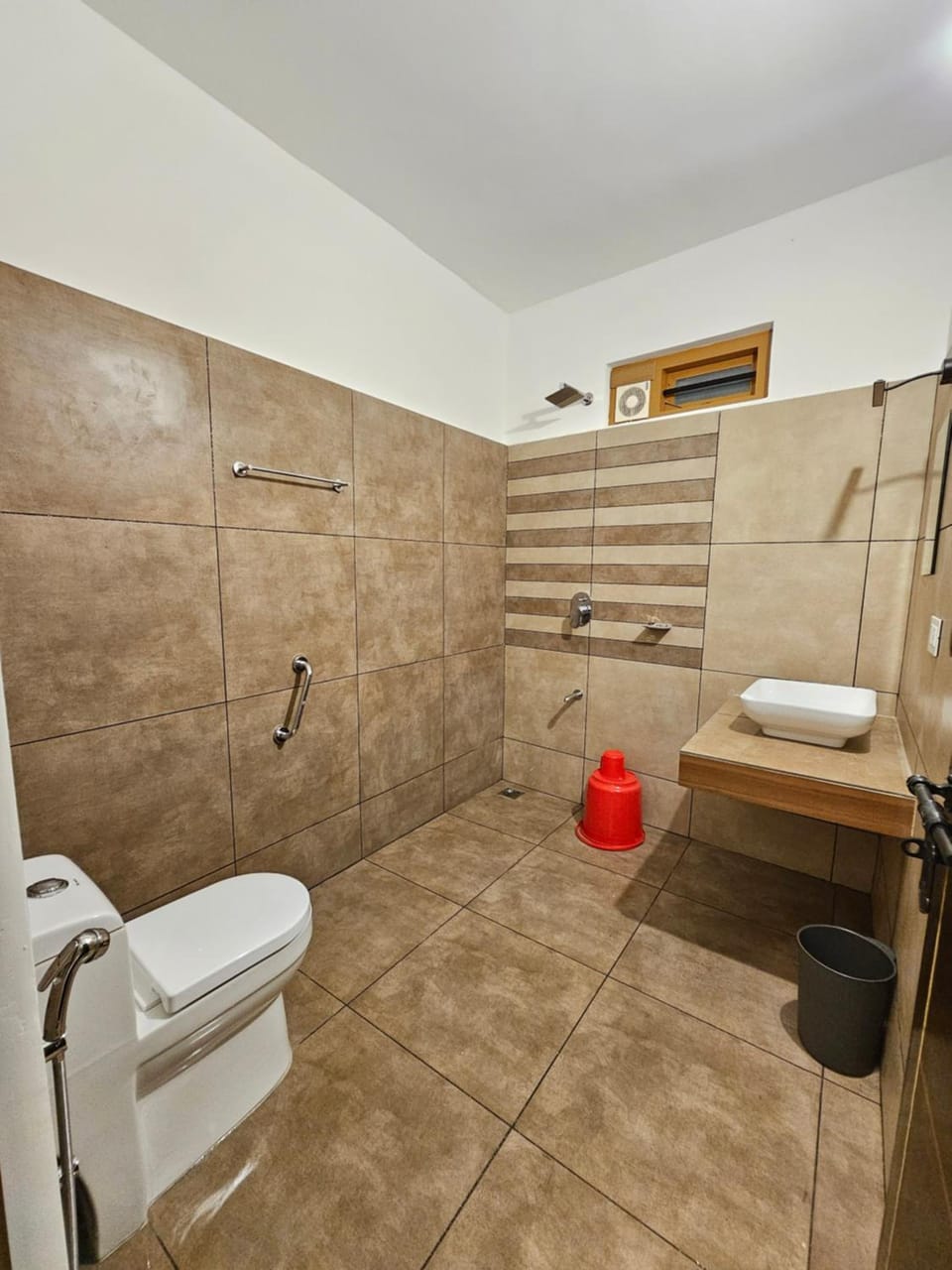 Rolax Tourist Home Hotel in Kerala