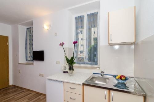Apartments and rooms with WiFi Dubrovnik - 11145 Hotel in Dubrovnik