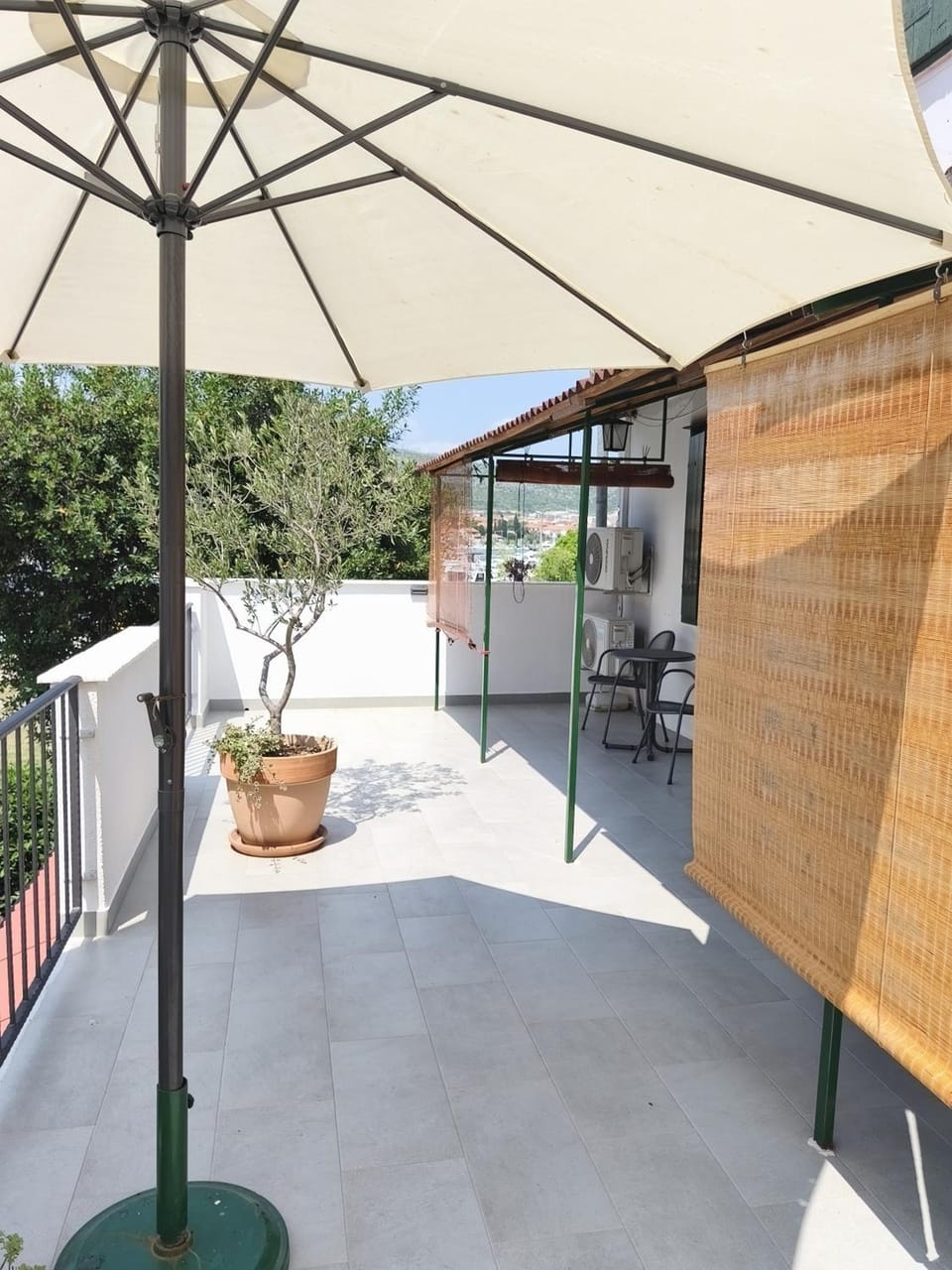 Guesthouse Trogir Proto-Free parking Hotel in Trogir