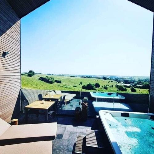 La Suite 77 & Hindi Hotel in Wallonia, Belgium