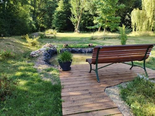 Suite Balneo en bord de foret Hotel in Centre-Val de Loire