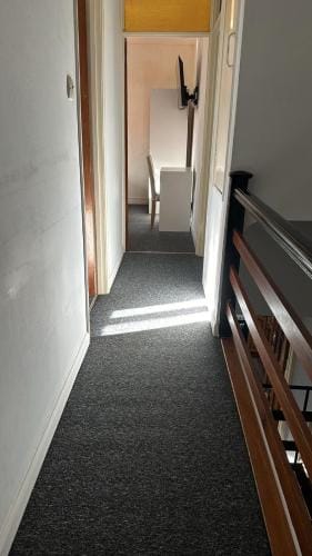 Guest House in Rose Meare Gardens Hotel in Bristol