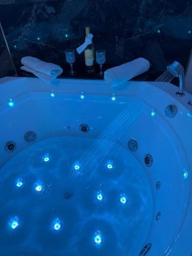Whirlpool-Zimmer-VIP Hotel in Limburg