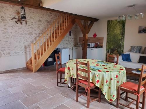 Chambre coquelicot Hotel in Centre-Val de Loire