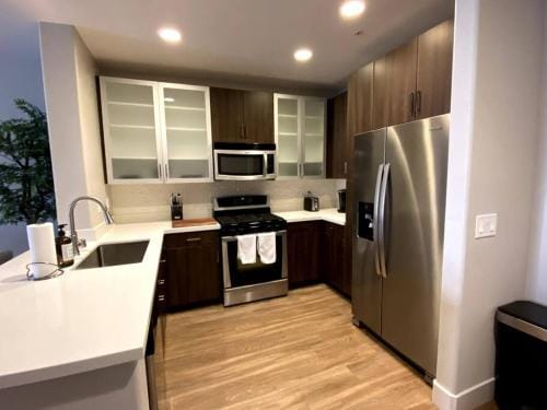 Cozy 2 Bedroom 2 Bathroom Condo with Pool, Gym, Spa Hotel in Westwood