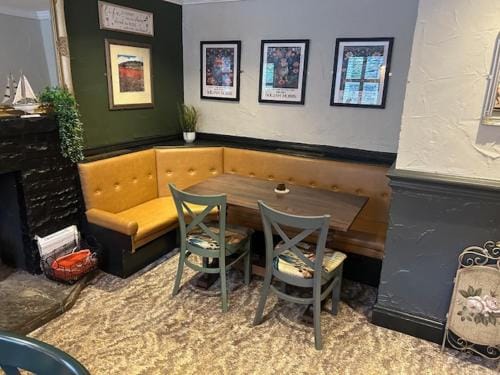 The White Lion Inn Inn in England