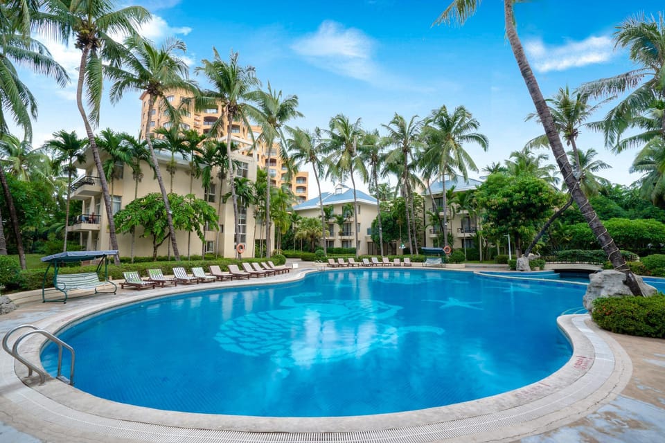 Palm Beach Resort And Spa Resort in Sanya